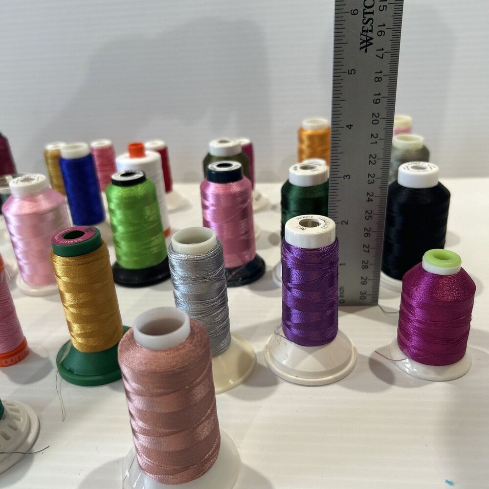 Lot Of 30 Floss Thread Colorful Sewing Quilting Embroidery Machine - Picture 8 of 9